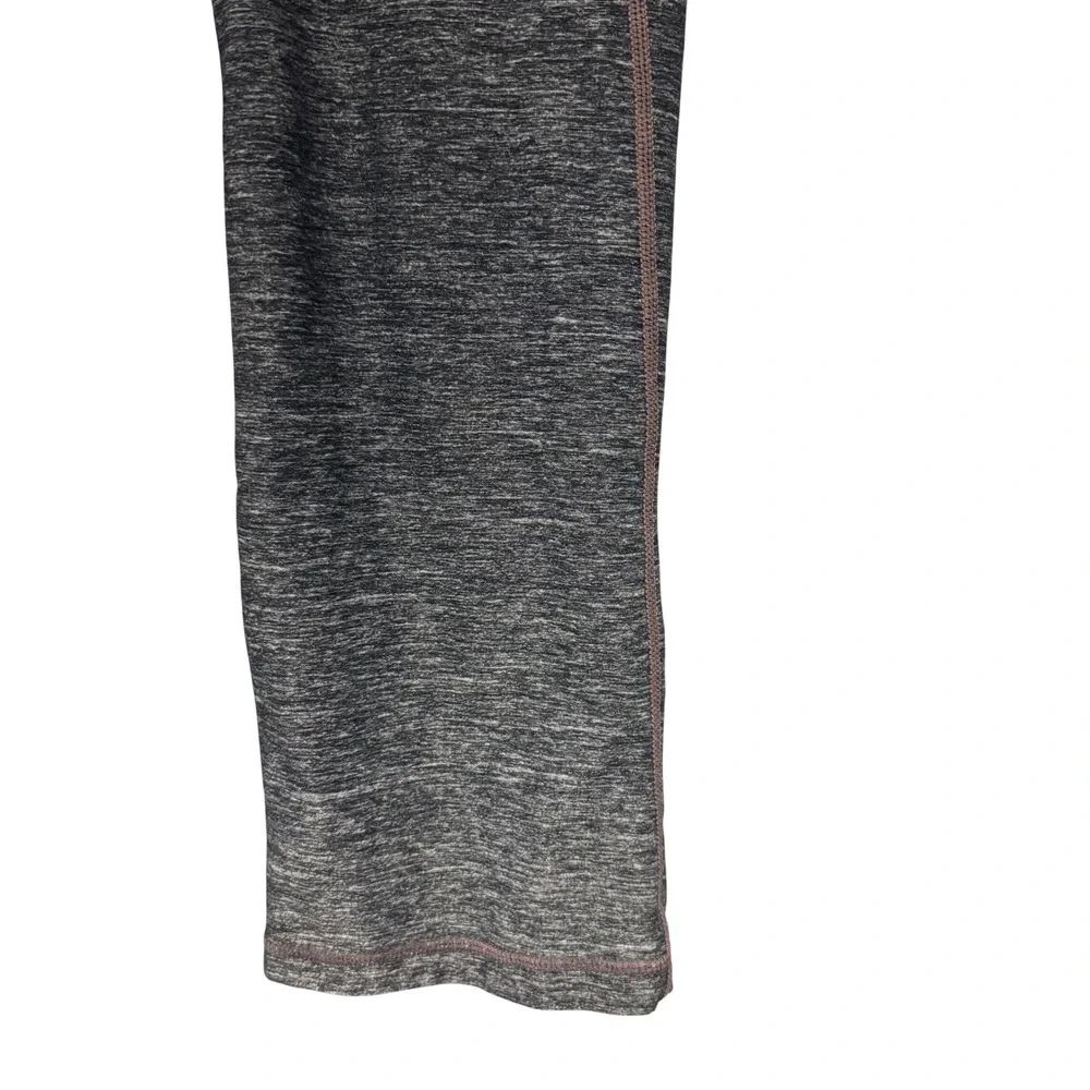 Lululemon‎ Size 2 Gather and Crow Crops Flare Leggings Gray Heathered Athletic